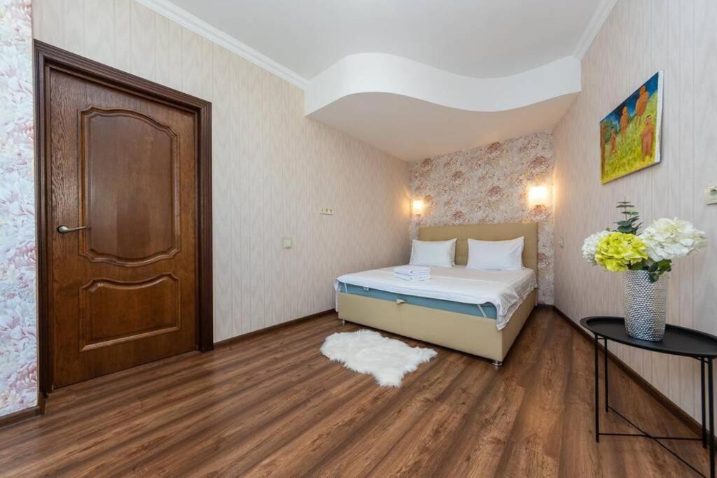Apartments With Crazy Panoramic View Of The Dniepr Kiev Exterior foto