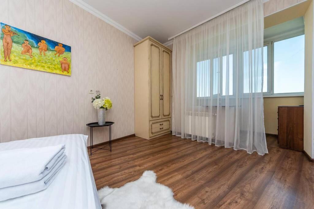Apartments With Crazy Panoramic View Of The Dniepr Kiev Exterior foto