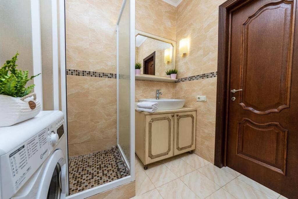 Apartments With Crazy Panoramic View Of The Dniepr Kiev Exterior foto